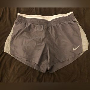 Women’s Nike dri fit tempo shorts